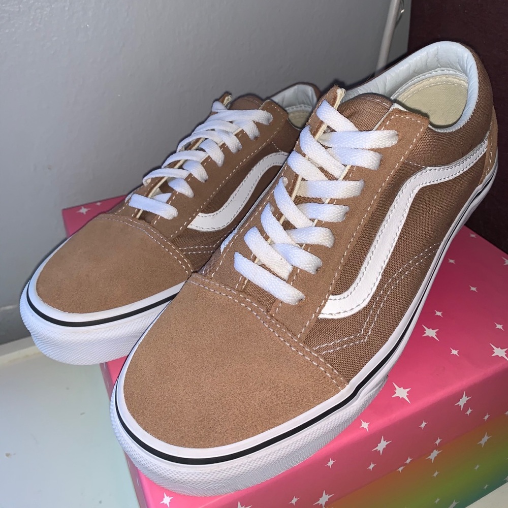 Vans Old Skool Shoes-Brown